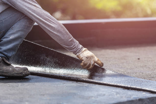 Professional Vapor Barrier Installation technician working in Alto, MI